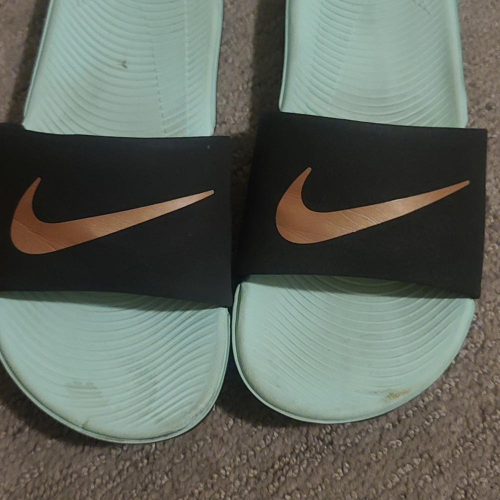 Nike Teal Slides Sz 2Y